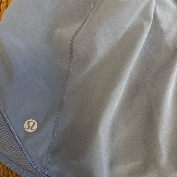 lululemon athletica Women's Blue Shorts - Picture 2 of 7